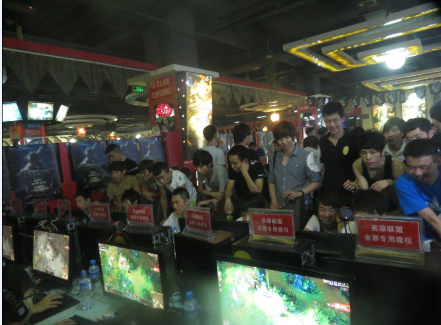 炸金花不是吼得大就赢（炸金花靠实力，不靠嗓门）