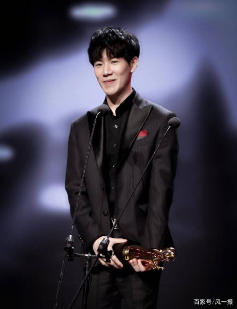 cryin：和chovy交手的话肯定是比较难的，但有信心击败HLE